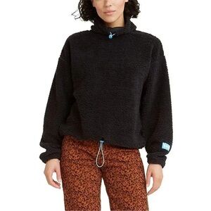 Levi's ® Women's Aura Sherpa Pullover Sweater